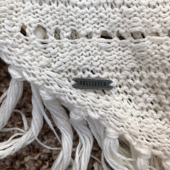 Hollister cardigan - medium - NWT - Picture 3 of 4